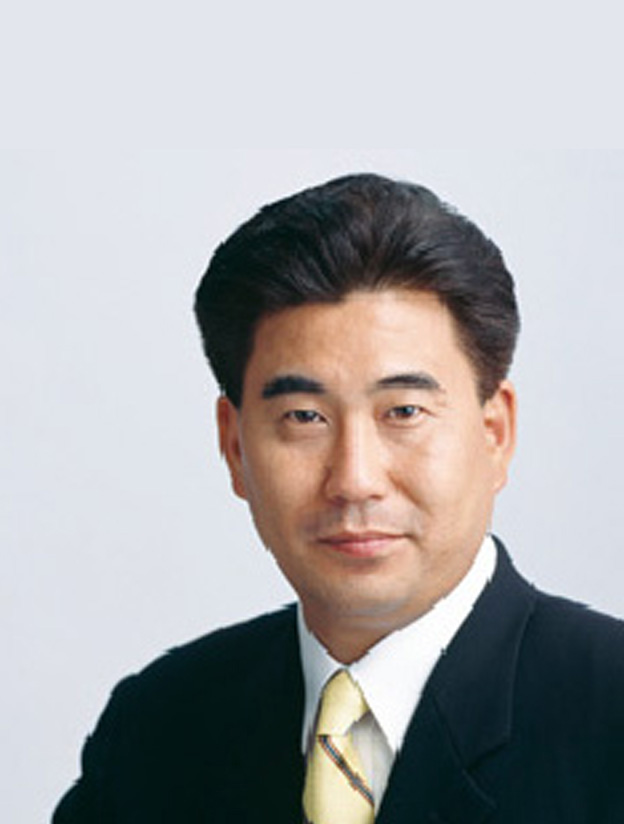 富田 昭雄